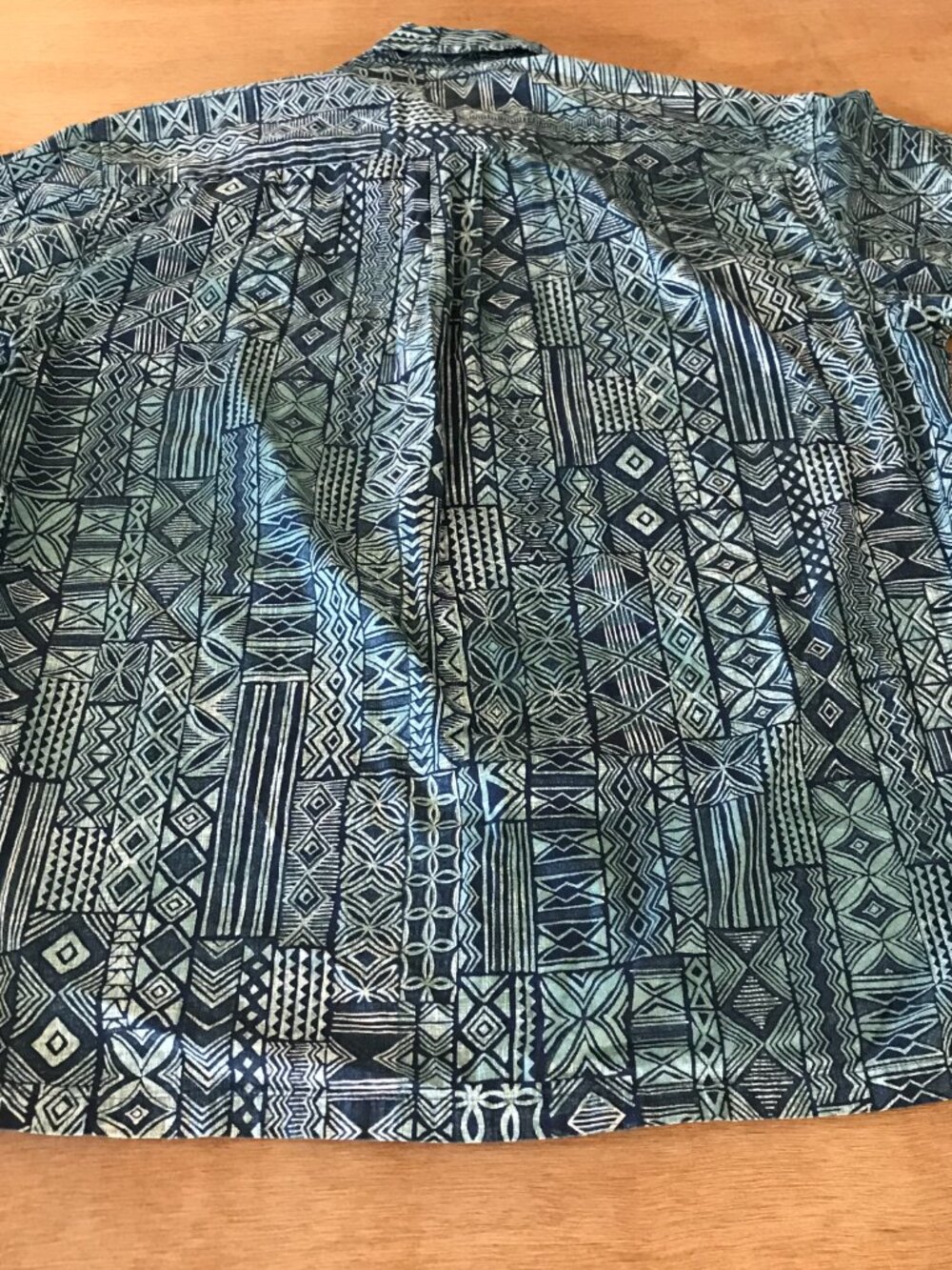 Cooke Street Hawaiian Shirt Men L Black Geometric Tribal Button Up Pocket 19355 - Picture 2 of 11